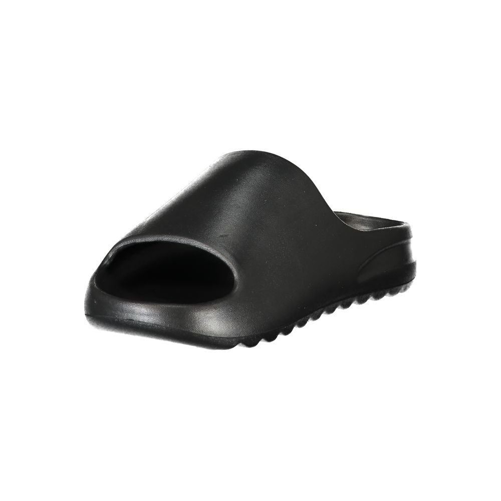Norway 1963 Black Polyurethane Women's Slipper