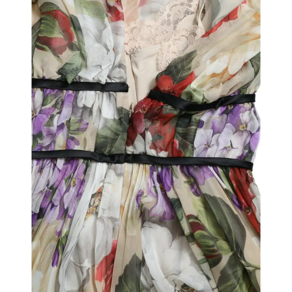 Dolce & Gabbana silk chiffon mini dress med floralt print i rød, lilla og hvid