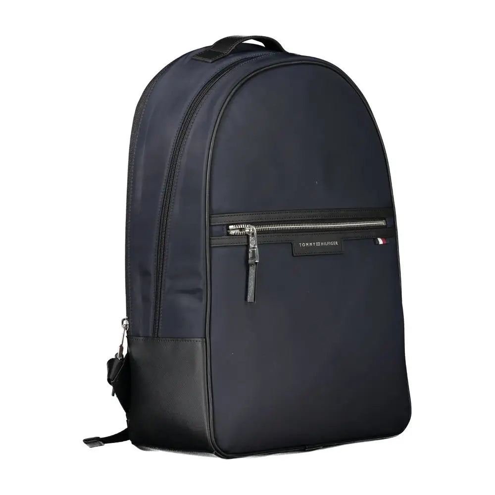 Tommy Hilfiger blå polyester rygsæk i mørk marine med sorte læderdetaljer