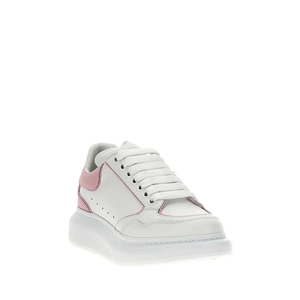 Alexander McQueen hvide chunky sneakers i læder med pink detaljer