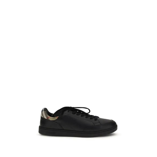Burberry black calf low top sneakers with checkered heel tab