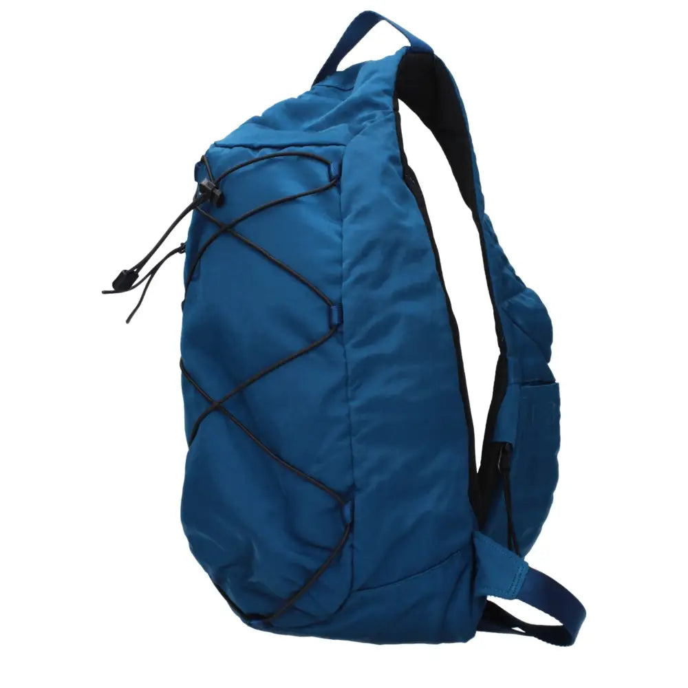C.P. Company blå nylon crossbody taske med sorte snører, 100% originalt brand