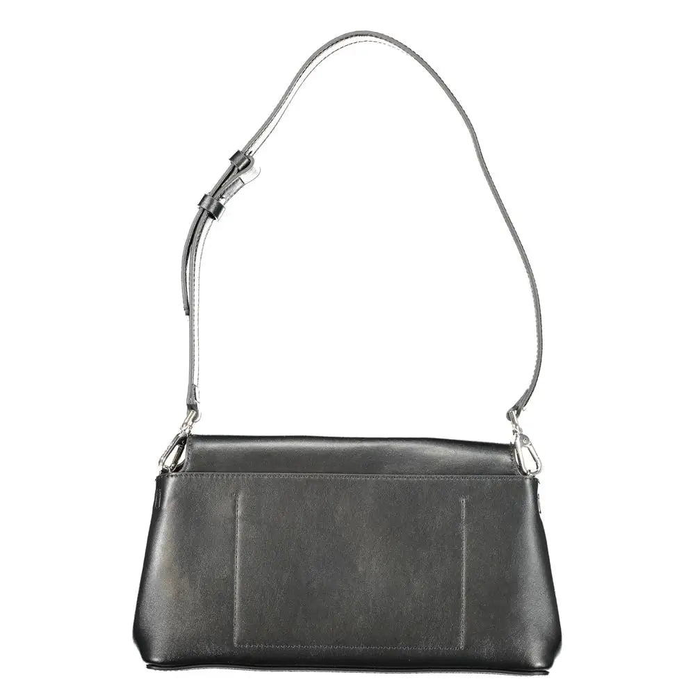 Calvin Kleins sorte sorte læder crossbody taske i sort med sølv hardware