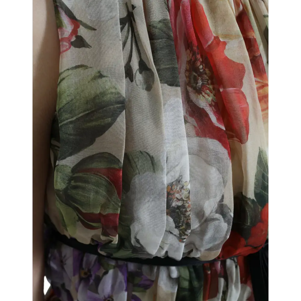 Silk chiffon Dolce & Gabbana mini kjole med blomstermønster i rød, grøn og hvid
