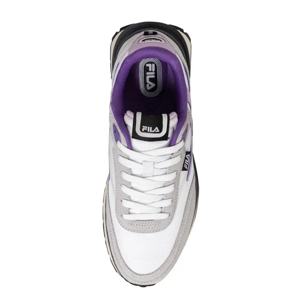 Hvid og lilla Fila sneaker med grå accenter og sort gummisål