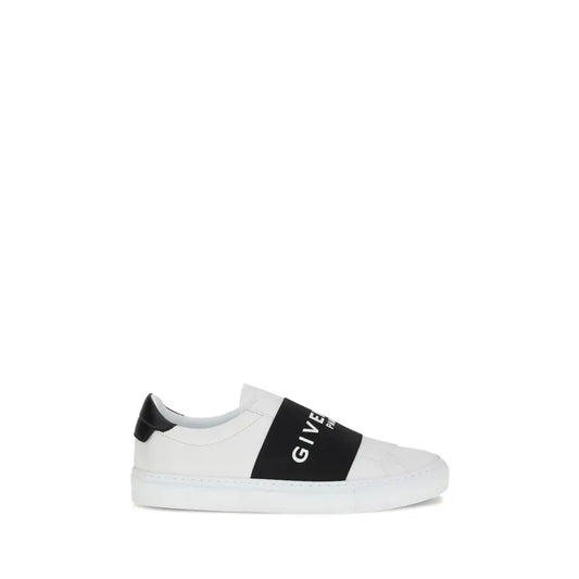 Hvide Givenchy low top sneakers i læder med sort logo-rem