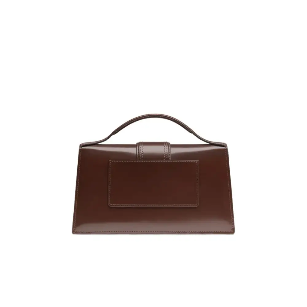 Sleek Jacquemus Le Grand Bambino håndtaske i mørkebrun læder