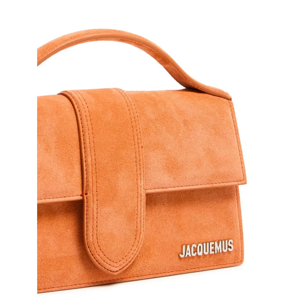 Tan Jacquemus Terracotta læder Le Grand Bambino taske med minimalistisk klaffelukning