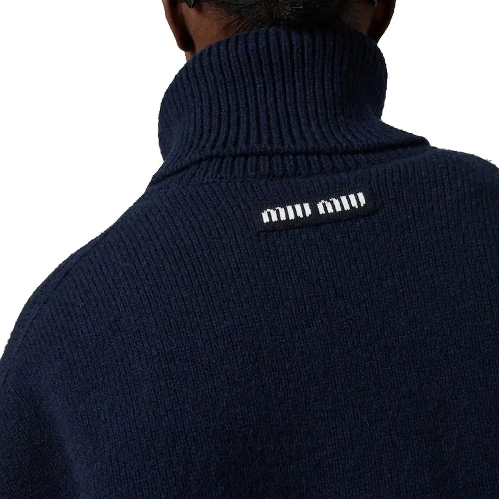 Miu Miu blå cashmere turtleneck med navyblå rib og mim-mærke