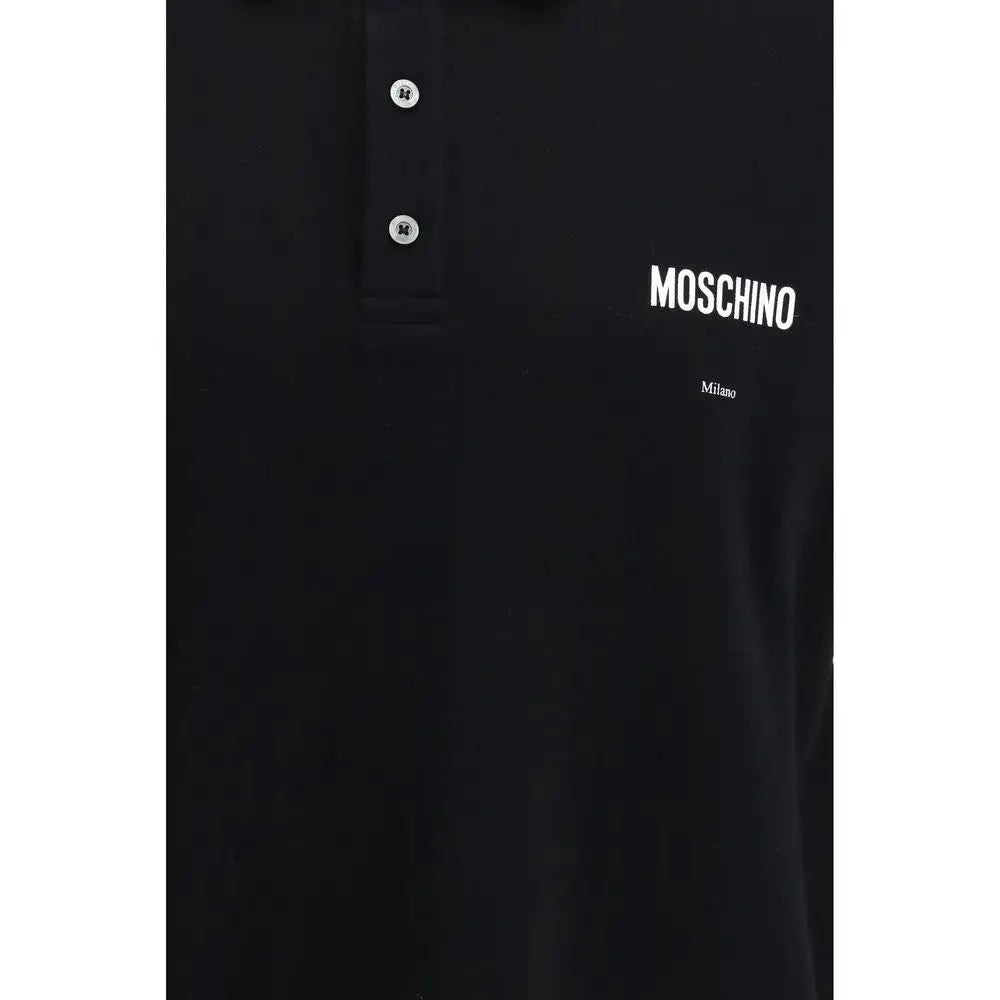 Sort Moschino sort polo t-shirt i sort sort med hvid logo og knapper