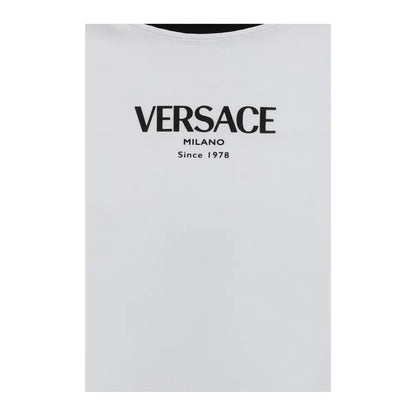 Versace hvid viscose t-shirt med sort Versace Milano-logo